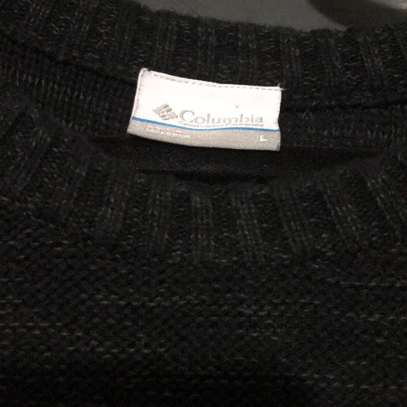 Columbia Sweater Size Large - Picture 3 of 4